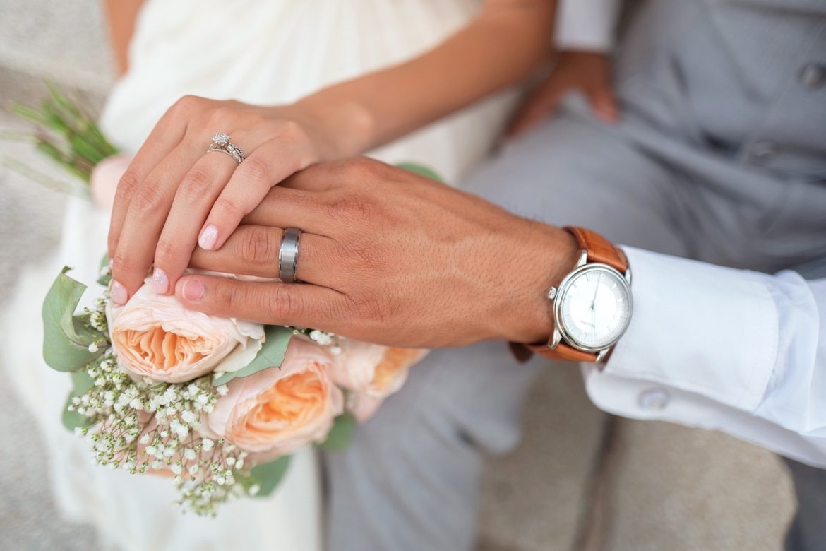 bride groom rings.jpg